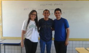 Professora Sandra Dias e equipe durante a Oficina de Inglês / Foto cedida